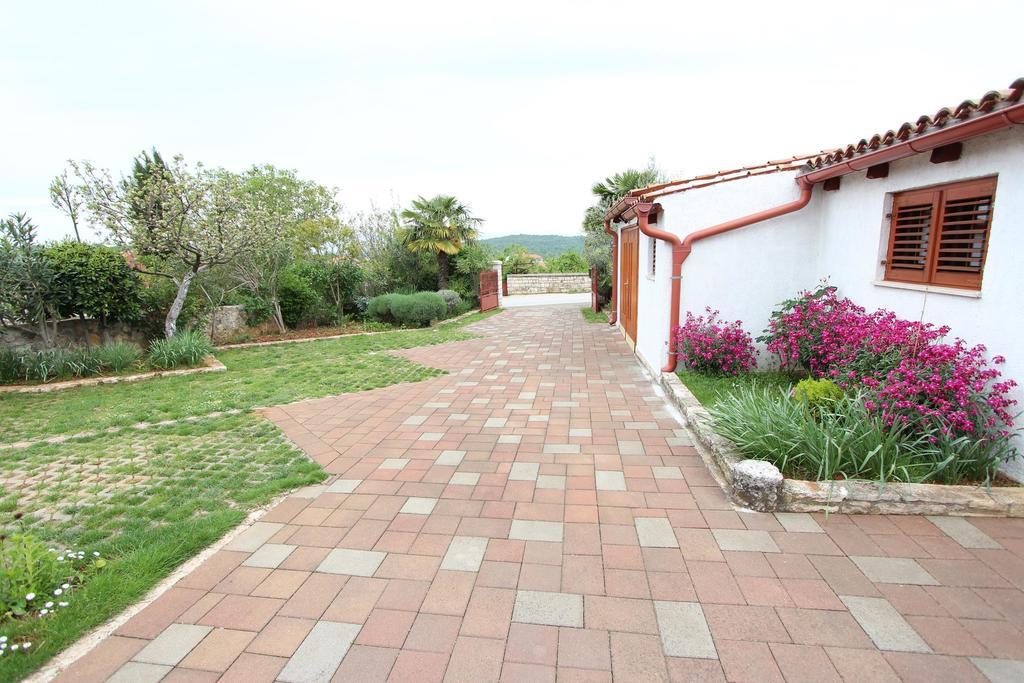 Guest House Liliana Ρόβινι Εξωτερικό φωτογραφία